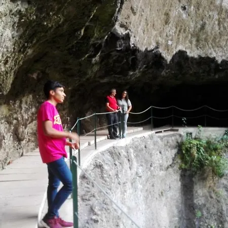 Apartamentos Villa アパート *